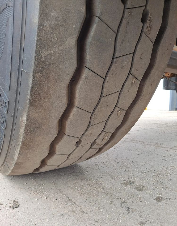 Krone Przyczepa Krone BDF - Rimorchio portacontainer/ Caisse interchangeable: foto 4 Krone Przyczepa Krone BDF - Rimorchio portacontainer/ Caisse interchangeable: foto 4