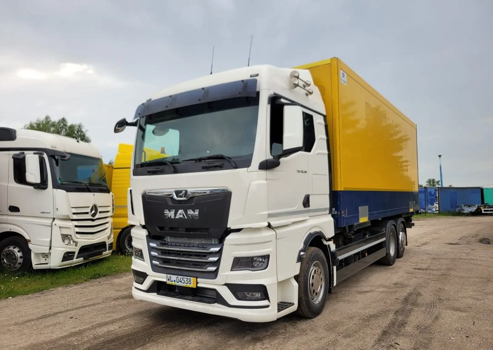 MAN MAN TGX 26.510 oś skrętna Izoterma E6 - Autocarro frigorifero: foto 1 MAN MAN TGX 26.510 oś skrętna Izoterma E6 - Autocarro frigorifero: foto 1