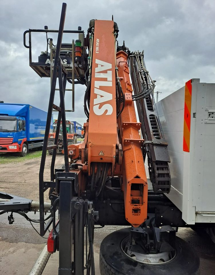 MAN TGS 26.400 Budowlanka Euro 6 - Autocarro con pianale/ Cassone fisso, Camion con gru: foto 4 MAN TGS 26.400 Budowlanka Euro 6 - Autocarro con pianale/ Cassone fisso, Camion con gru: foto 4