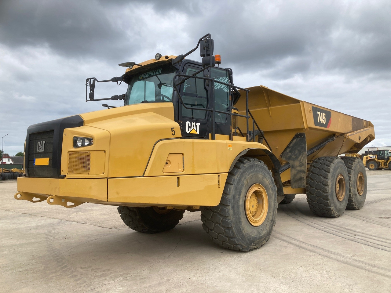 CATERPILLAR 745 - Dumper articolato: foto 1 CATERPILLAR 745 - Dumper articolato: foto 1