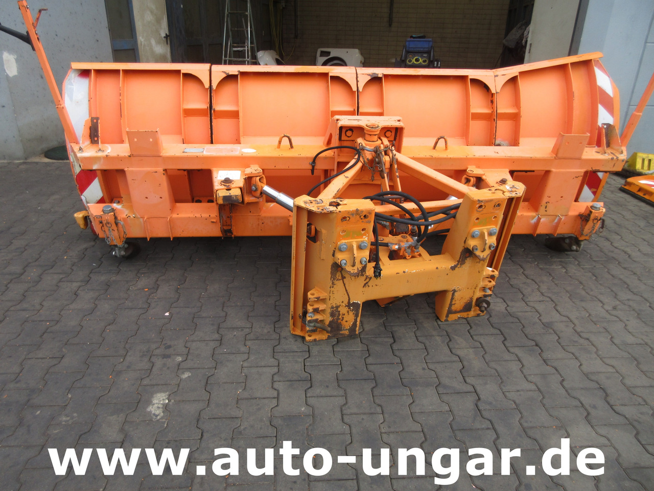 Beilhack PV30-4 Schneepflug LKW - Unimog 360cm Schneeschild Winterdienst - Mezzo spazzaneve: foto 2 Beilhack PV30-4 Schneepflug LKW - Unimog 360cm Schneeschild Winterdienst - Mezzo spazzaneve: foto 2