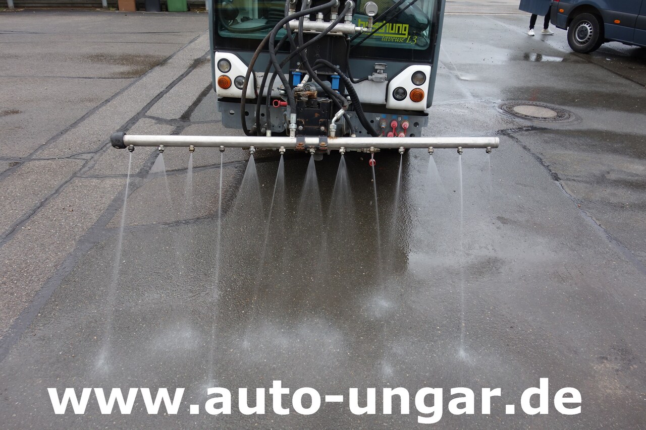 Boschung L3 Schwemmfahrzeug 4-Rad Lenkung Motorschaden - Idropulitrice: foto 2 Boschung L3 Schwemmfahrzeug 4-Rad Lenkung Motorschaden - Idropulitrice: foto 2
