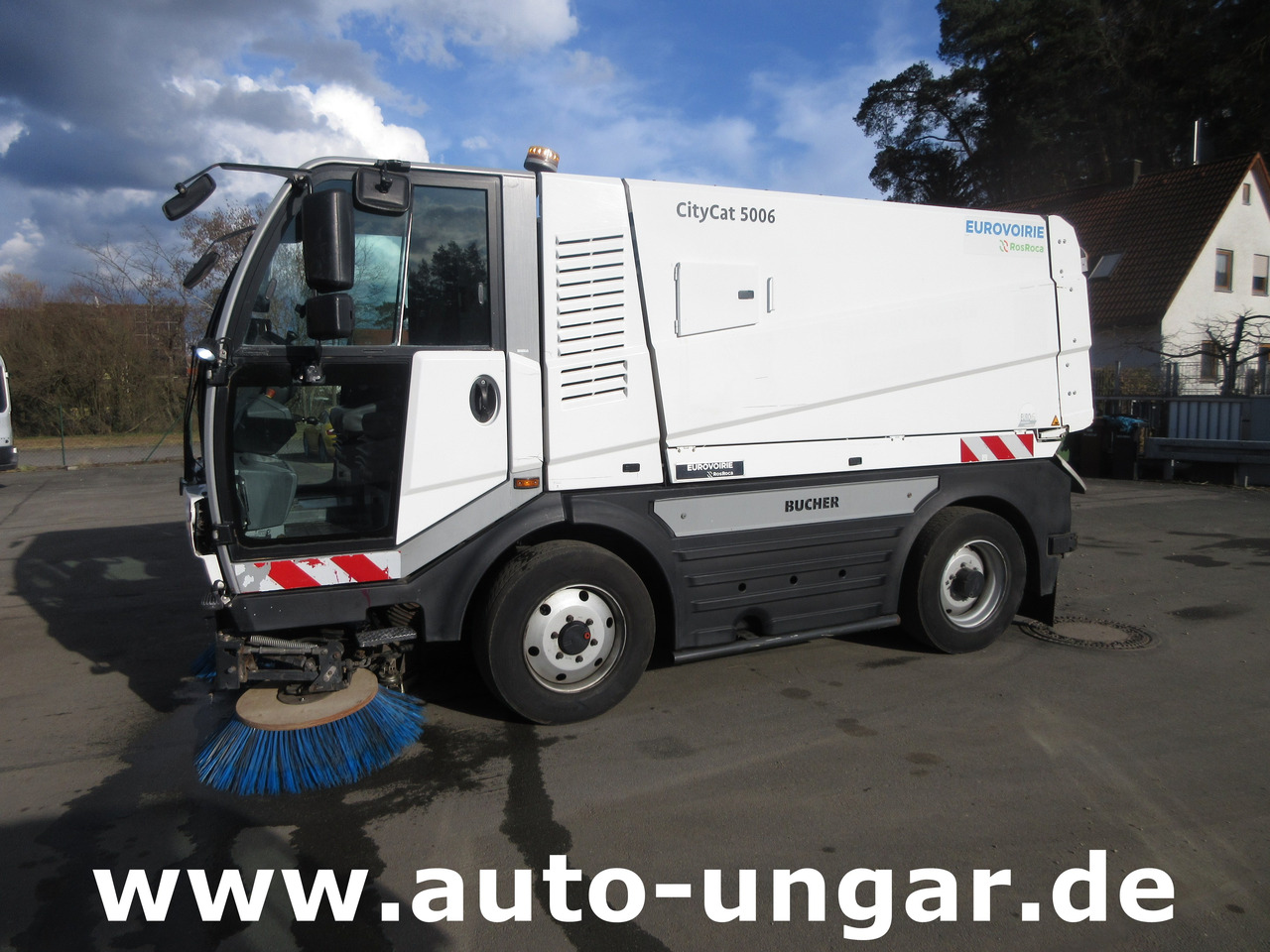 Bucher CityCat CC 5006 FPT Euro 6 Diesel Kehrmaschine 5m³ 4-Rad-Lenkung - Spazzatrice stradale: foto 3 Bucher CityCat CC 5006 FPT Euro 6 Diesel Kehrmaschine 5m³ 4-Rad-Lenkung - Spazzatrice stradale: foto 3