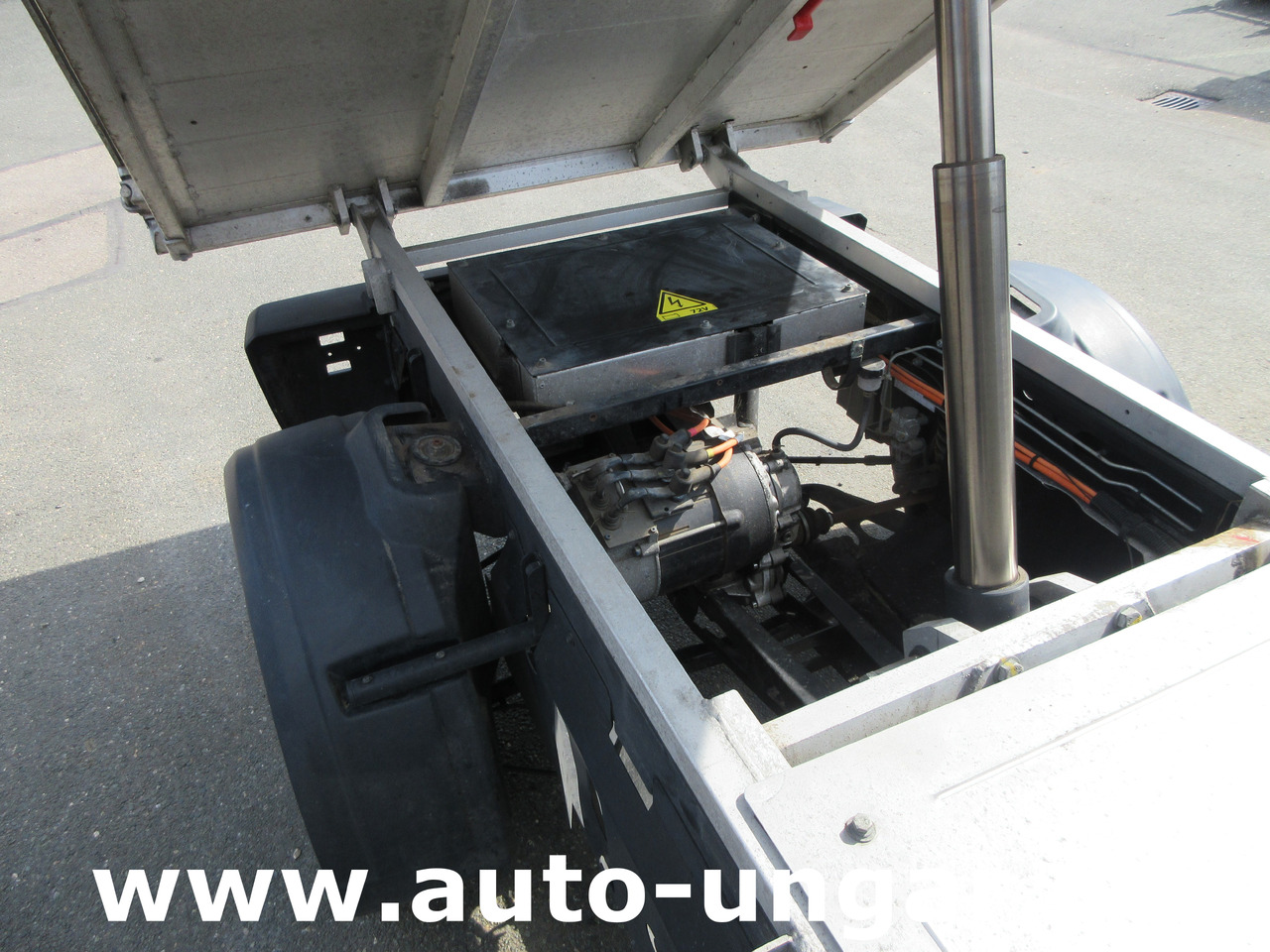 Veicolo utilitario elettrico GOUPIL G5 E  Kipper Unfall- und Getriebeschaden Elektrofahrzeug Bj 2014: foto 9