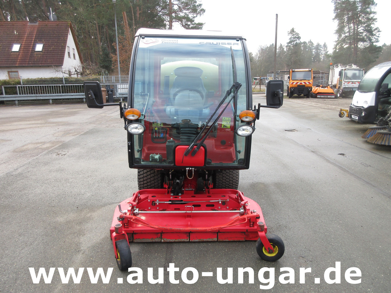 Gianni Ferrari Turbo 4 T Cruiser Großflächenmäher 4x4 mit Hochentleerung Bj. 2015 - Trattore comunale: foto 2 Gianni Ferrari Turbo 4 T Cruiser Großflächenmäher 4x4 mit Hochentleerung Bj. 2015 - Trattore comunale: foto 2