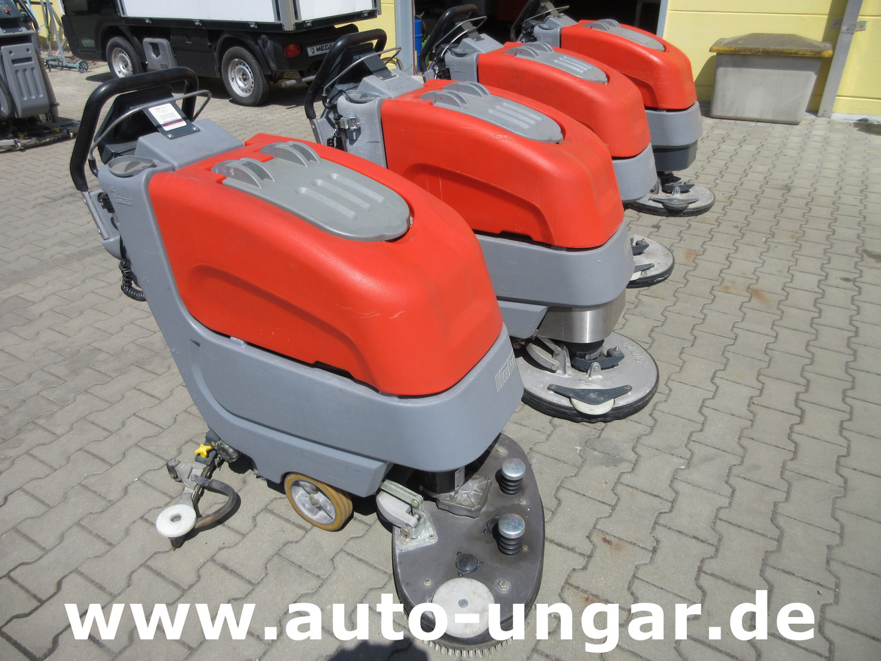 Hako B45 Scheuersaugmaschine B45CL eigener Antrieb Scrubber - Lavasciuga pavimenti industriale: foto 4 Hako B45 Scheuersaugmaschine B45CL eigener Antrieb Scrubber - Lavasciuga pavimenti industriale: foto 4