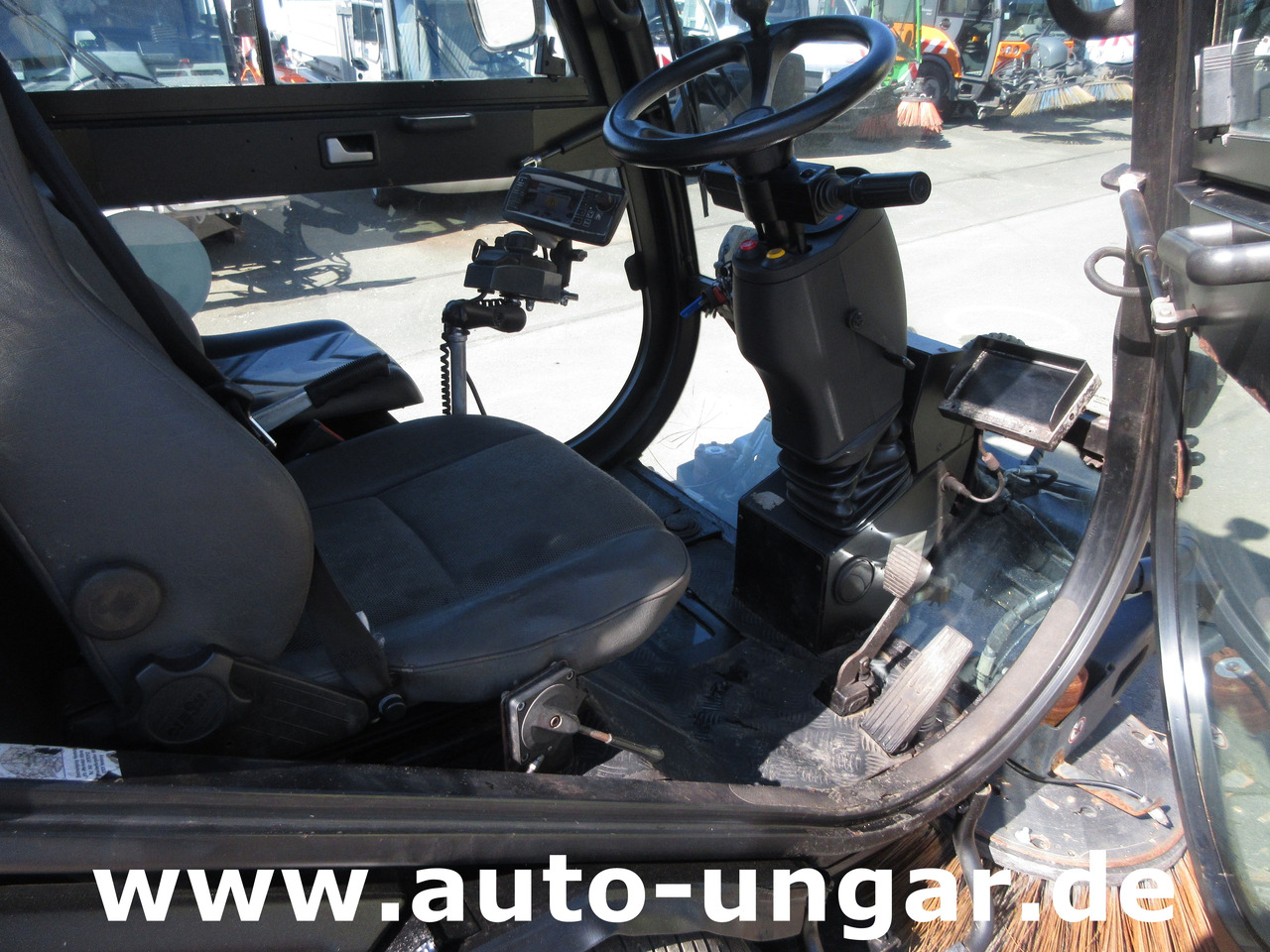 Spazzatrice stradale NILFISK CR3500 CityRanger Schmidt Flexigo Multigo 4x4 Kehrmaschine Geräteträger: foto 13