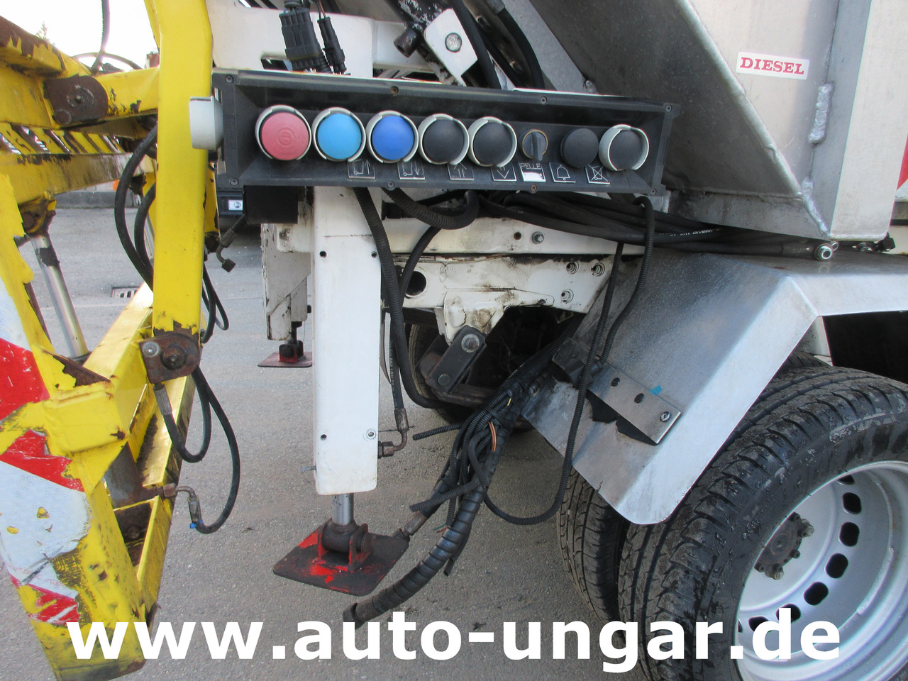 Camion immondizia Piaggio Porter Maxxi D120 Müllwagen 3.5m³ Lifter Presse - Ersatzteilträger: foto 9