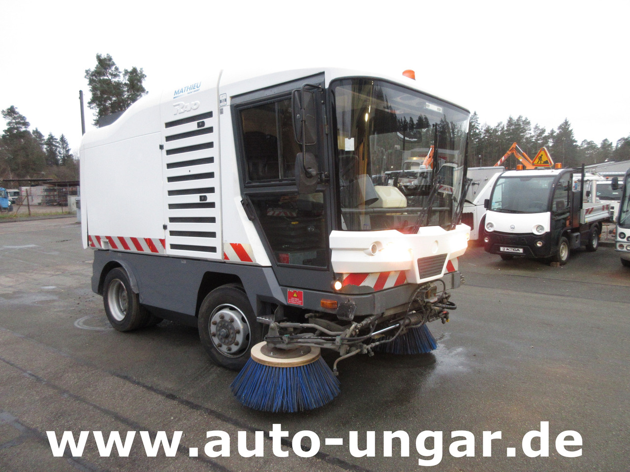 Ravo Compact C 540 Kehrmaschine Baujahr 2009 Streetsweeper 5m³ - Spazzatrice stradale: foto 1 Ravo Compact C 540 Kehrmaschine Baujahr 2009 Streetsweeper 5m³ - Spazzatrice stradale: foto 1