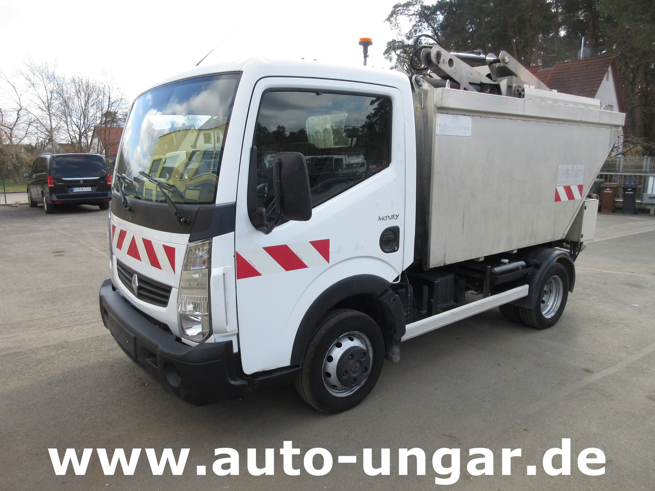 Renault Maxity Müllwagen 3.500kg Lifter Presse Kipper Tritt - Camion immondizia: foto 3 Renault Maxity Müllwagen 3.500kg Lifter Presse Kipper Tritt - Camion immondizia: foto 3