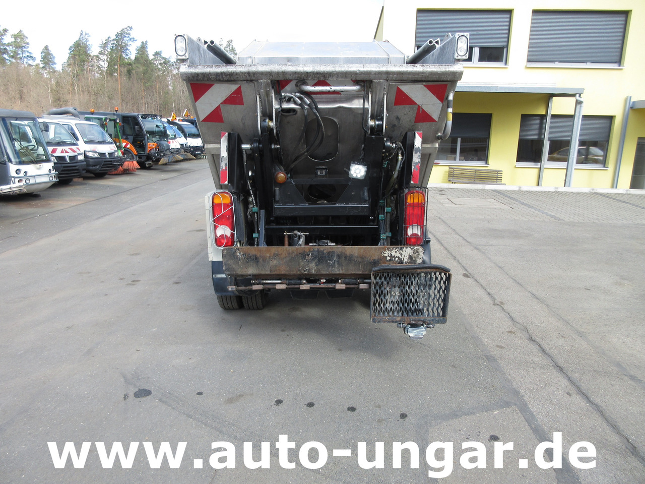 Renault Maxity Müllwagen 3.500kg Lifter Presse Kipper Tritt - Camion immondizia: foto 5 Renault Maxity Müllwagen 3.500kg Lifter Presse Kipper Tritt - Camion immondizia: foto 5