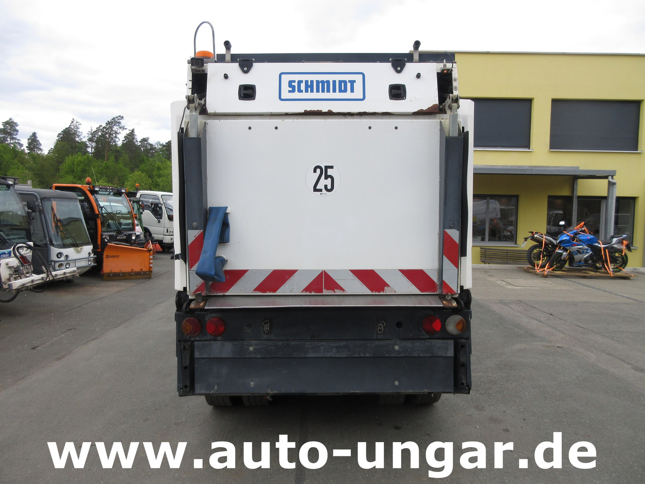 Schmidt Cleango 500 CS556 Euro 6 mit Wildkrautbesen Kehrmaschine aus 1. Hand - Spazzatrice stradale: foto 5 Schmidt Cleango 500 CS556 Euro 6 mit Wildkrautbesen Kehrmaschine aus 1. Hand - Spazzatrice stradale: foto 5