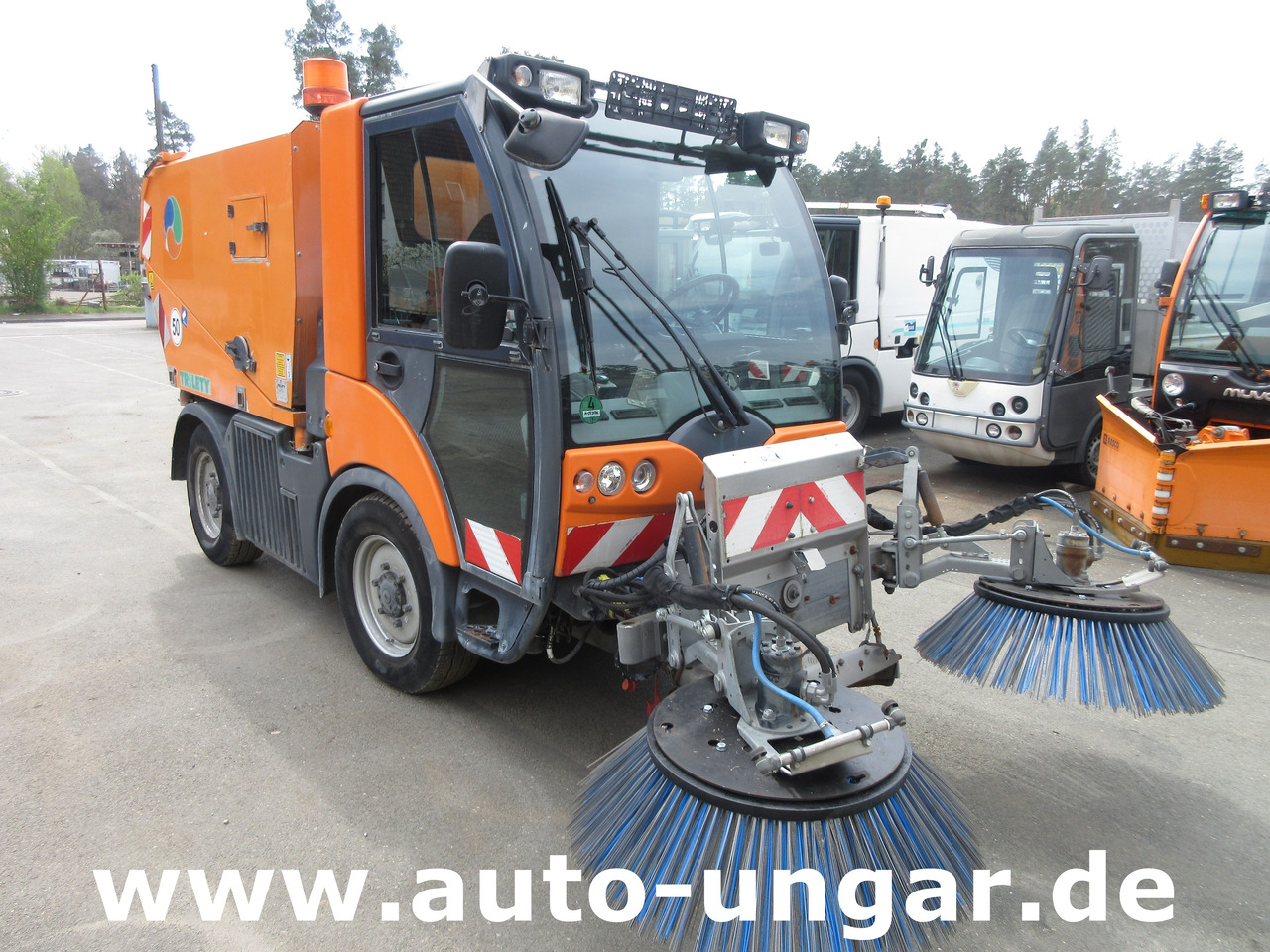 Multicar Tremo X56 4x4 Euro 5 Bj. 2015 Trilety TXK Kehr-Aufbau Motorschaden - Veicolo speciale/ Comunale: foto 1 Multicar Tremo X56 4x4 Euro 5 Bj. 2015 Trilety TXK Kehr-Aufbau Motorschaden - Veicolo speciale/ Comunale: foto 1