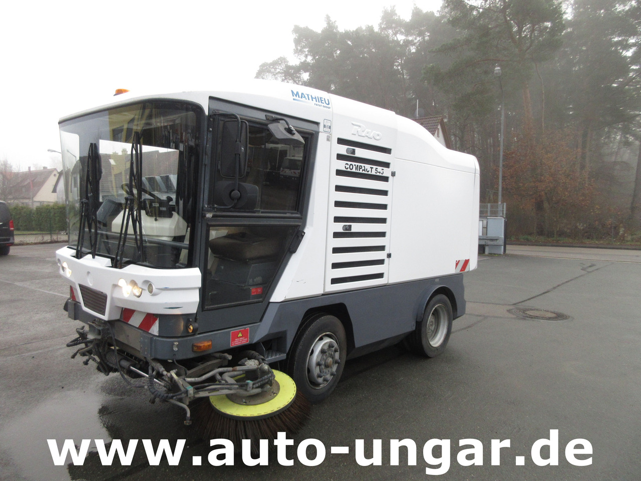 RAVO 545 Compact Kehrmaschine 5m³ Kommunalfahrzeug Baujahr 2010 streetsweeper - Veicolo speciale/ Comunale: foto 5 RAVO 545 Compact Kehrmaschine 5m³ Kommunalfahrzeug Baujahr 2010 streetsweeper - Veicolo speciale/ Comunale: foto 5