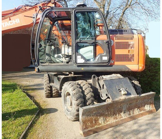 Hitachi Zaxis 140W-5B - Escavatore gommato: foto 2 Hitachi Zaxis 140W-5B - Escavatore gommato: foto 2