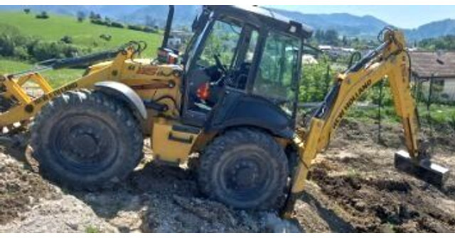 New Holland B115B - Terna: foto 3 New Holland B115B - Terna: foto 3