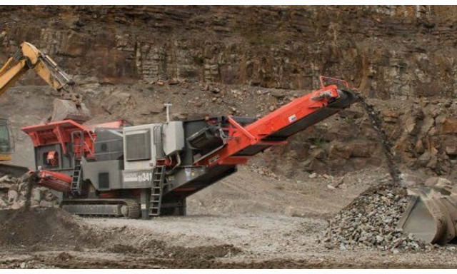 Sandvik QJ 341+ (51t mobil) - Frantoio a mascelle: foto 4 Sandvik QJ 341+ (51t mobil) - Frantoio a mascelle: foto 4