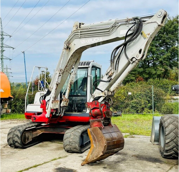 Takeuchi 7t TB175 powertilt - Miniescavatore: foto 4 Takeuchi 7t TB175 powertilt - Miniescavatore: foto 4