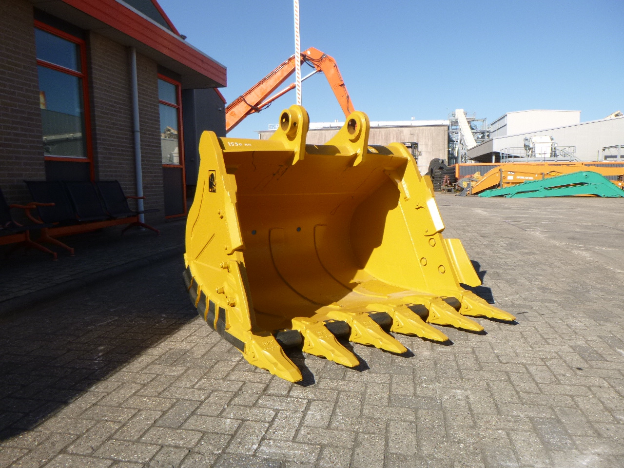 ELEPHANT CAT 330/CAT 336/CAT 340 - Benna per escavatore per Escavatore cingolato: foto 2 ELEPHANT CAT 330/CAT 336/CAT 340 - Benna per escavatore per Escavatore cingolato: foto 2