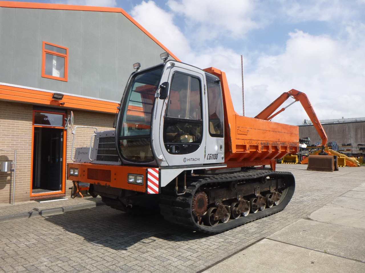 HITACHI CG110D-SC - Dumper cingolato: foto 2 HITACHI CG110D-SC - Dumper cingolato: foto 2