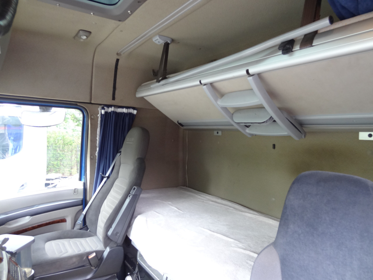 Camion con gru, Trattore stradale Daf XF105 460 6X2 Palfinger PK 34002: foto 6 Camion con gru, Trattore stradale Daf XF105 460 6X2 Palfinger PK 34002: foto 6