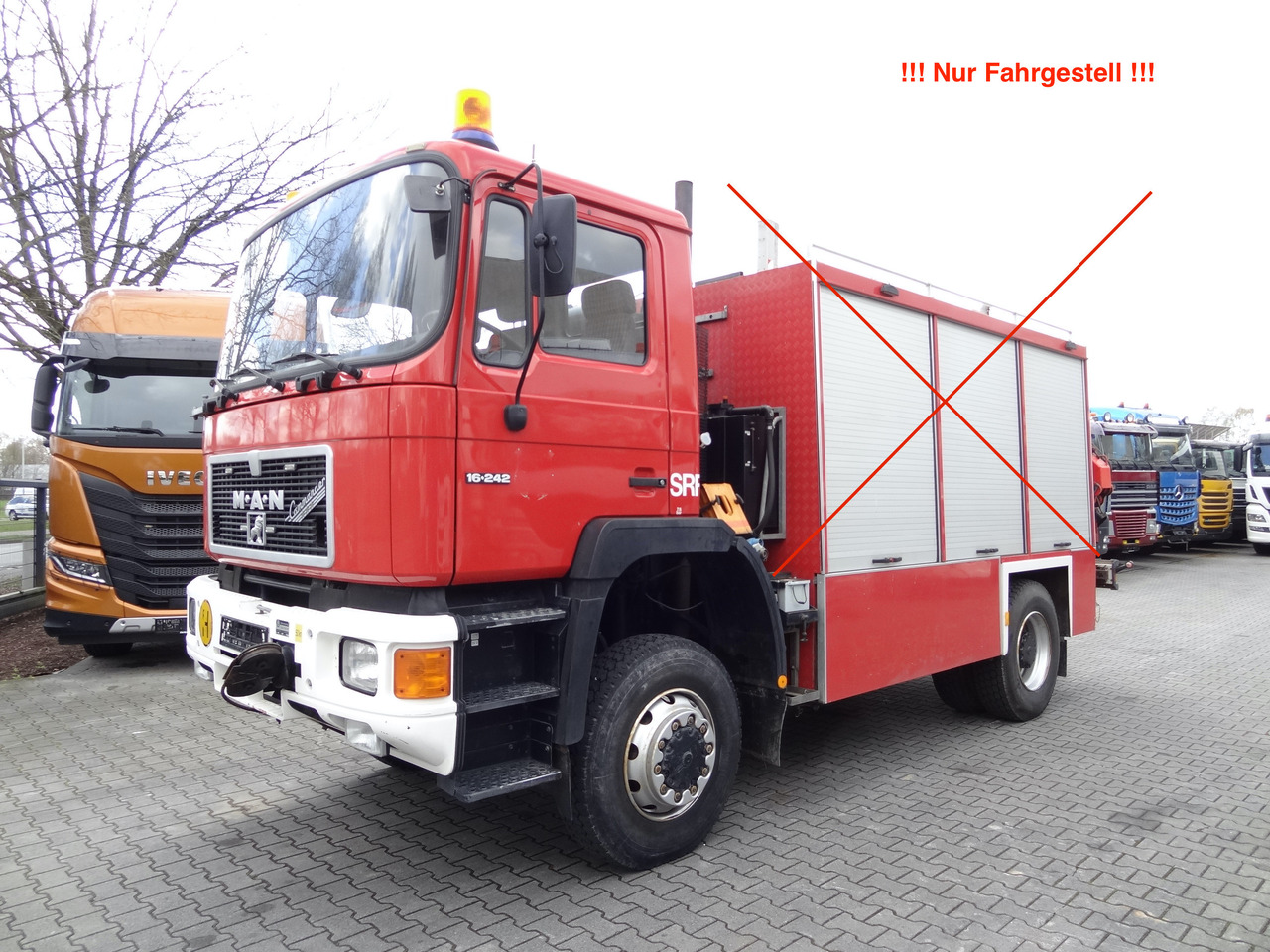 MAN F90 16.242 4X4 / Feuerwehr - Autocarro telaio: foto 1 MAN F90 16.242 4X4 / Feuerwehr - Autocarro telaio: foto 1