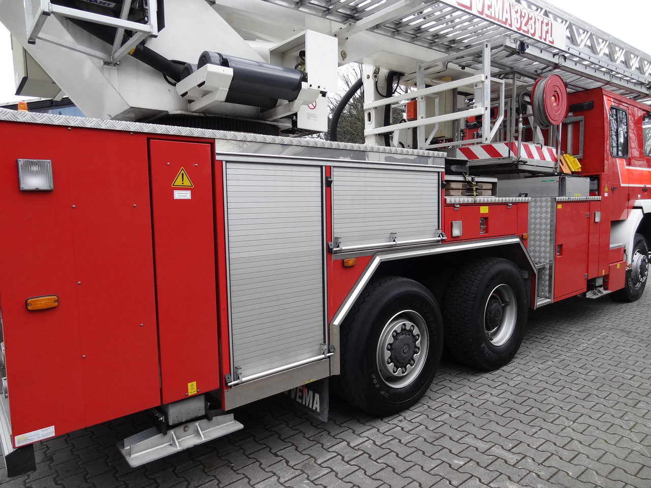 MAN FE 410 6X6 Feuerwehr Vema Lift 32 Meter - Piattaforma autocarrata: foto 4 MAN FE 410 6X6 Feuerwehr Vema Lift 32 Meter - Piattaforma autocarrata: foto 4