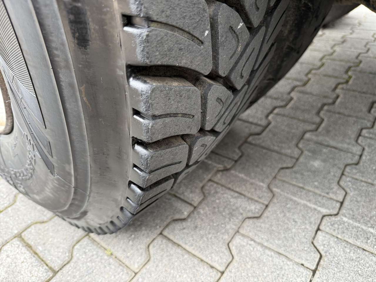 MAN TGS 26.400 6X6 BB Meiller - Autocarro ribaltabile: foto 2 MAN TGS 26.400 6X6 BB Meiller - Autocarro ribaltabile: foto 2
