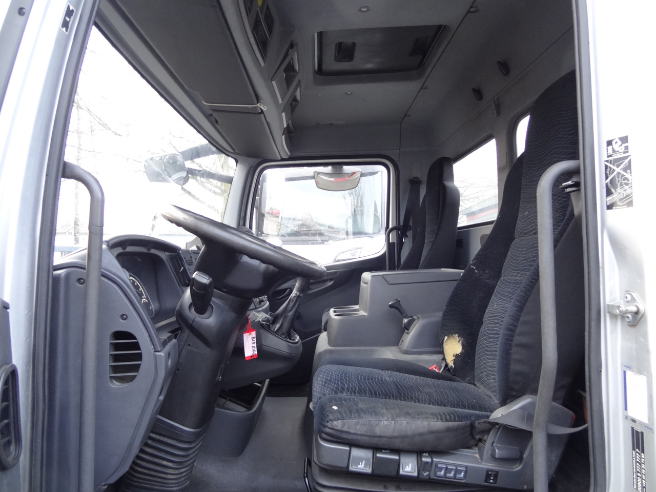 Mercedes-Benz Atego 818 Kran Palfinger 6501 - Camion con gru, Autocarro con pianale/ Cassone fisso: foto 3 Mercedes-Benz Atego 818 Kran Palfinger 6501 - Camion con gru, Autocarro con pianale/ Cassone fisso: foto 3