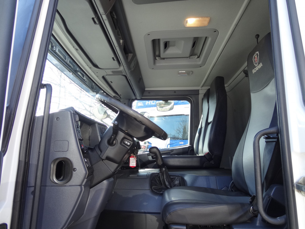 Scania P230 4X2 Kran Atlas 92.2 A2 - Camion con gru, Autocarro con pianale/ Cassone fisso: foto 5 Scania P230 4X2 Kran Atlas 92.2 A2 - Camion con gru, Autocarro con pianale/ Cassone fisso: foto 5