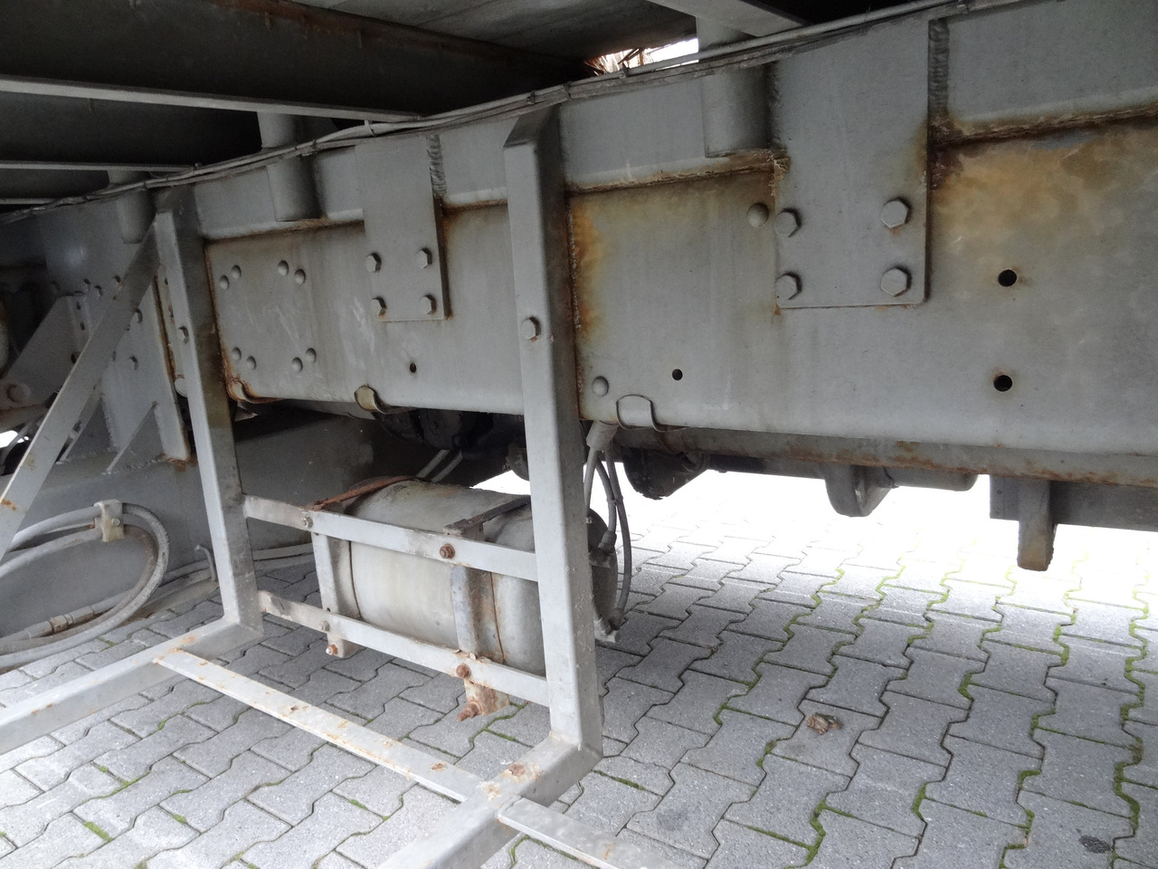 Scania R144 460 6X4 Fassi 360 bis 25 Meter - Camion con gru, Autocarro con pianale/ Cassone fisso: foto 5 Scania R144 460 6X4 Fassi 360 bis 25 Meter - Camion con gru, Autocarro con pianale/ Cassone fisso: foto 5