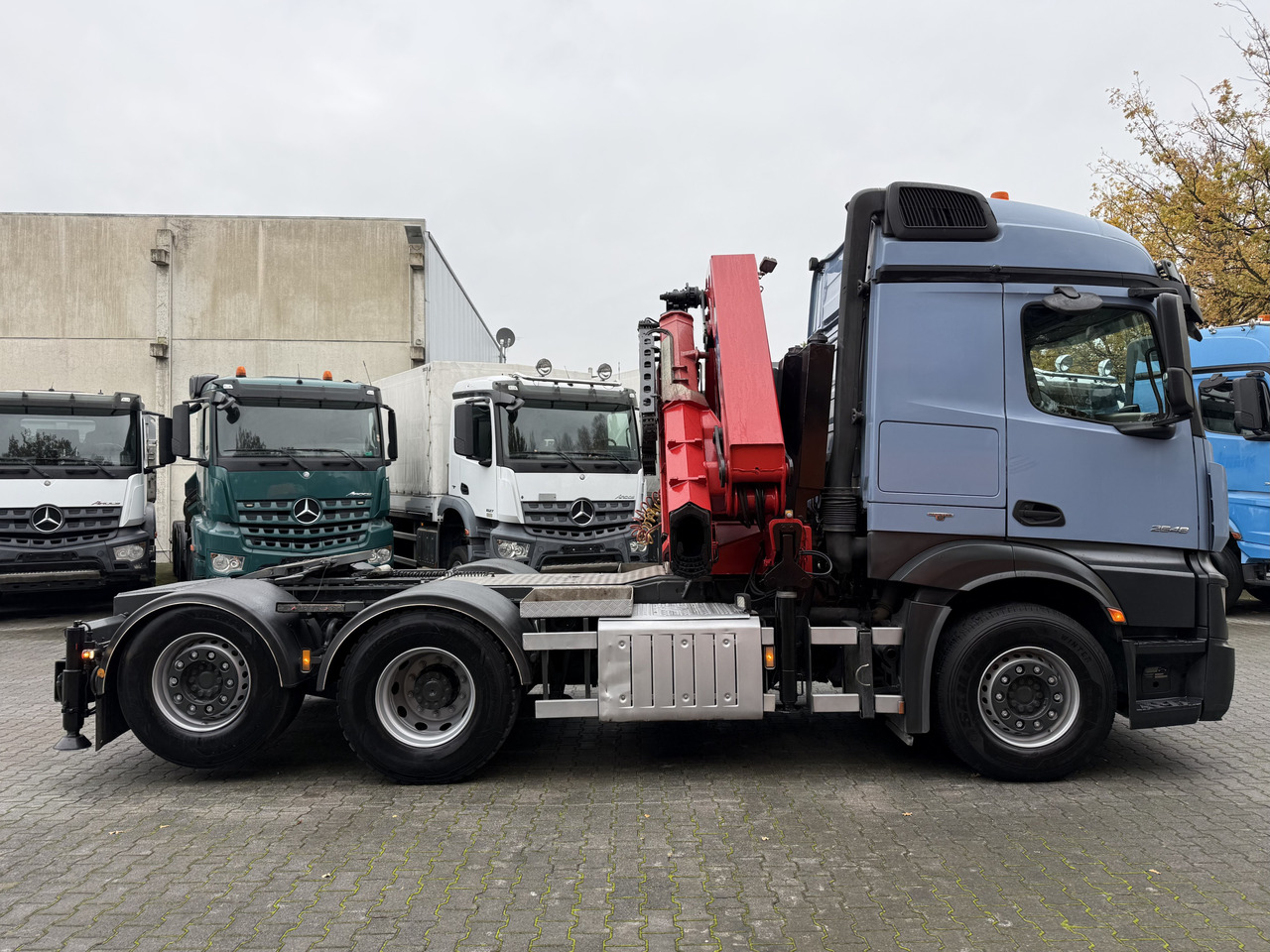 Trattore stradale Mercedes-Benz Actros 2548 LS 6X2 Kran HMF 3220 bis 16 Meter: foto 13