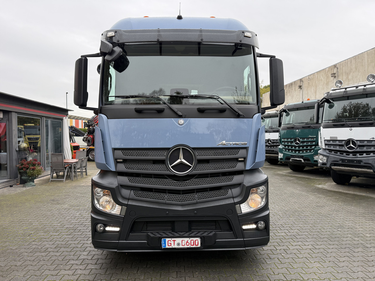 Trattore stradale Mercedes-Benz Actros 2548 LS 6X2 Kran HMF 3220 bis 16 Meter: foto 11