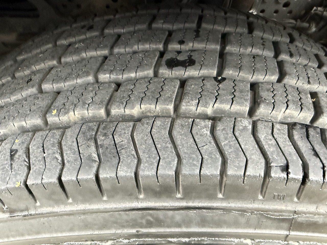 Mercedes-Benz Actros 2548 LS 6X2 Kran HMF 3220 bis 16 Meter - Trattore stradale: foto 5 Mercedes-Benz Actros 2548 LS 6X2 Kran HMF 3220 bis 16 Meter - Trattore stradale: foto 5