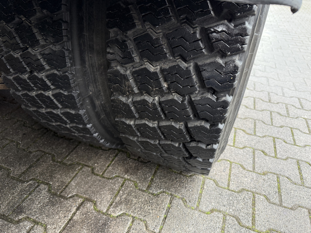 Volvo FH12 420 6X2 Kran PM 30025 bis 26.5 Meter - Autocarro con pianale/ Cassone fisso, Camion con gru: foto 3 Volvo FH12 420 6X2 Kran PM 30025 bis 26.5 Meter - Autocarro con pianale/ Cassone fisso, Camion con gru: foto 3