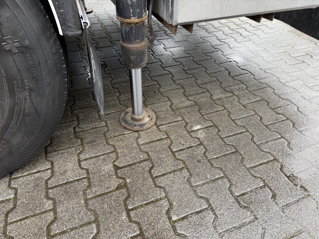 Volvo FH12 420 6X2 Kran PM 30025 bis 26.5 Meter - Autocarro con pianale/ Cassone fisso, Camion con gru: foto 5 Volvo FH12 420 6X2 Kran PM 30025 bis 26.5 Meter - Autocarro con pianale/ Cassone fisso, Camion con gru: foto 5