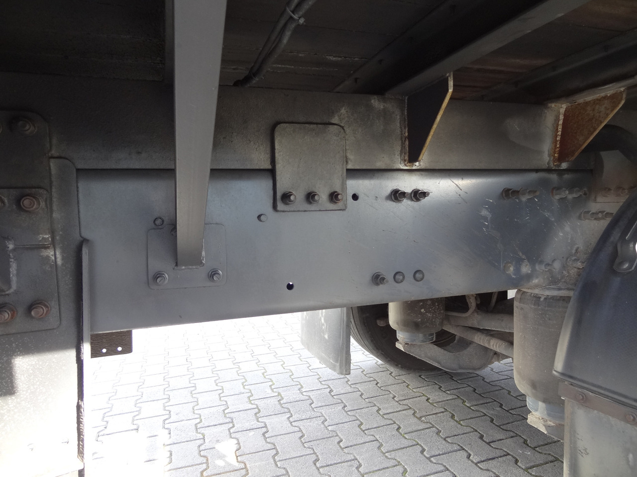 Volvo FM370 6X2*4 Kennis K14 Kran - Autocarro con pianale/ Cassone fisso, Camion con gru: foto 4 Volvo FM370 6X2*4 Kennis K14 Kran - Autocarro con pianale/ Cassone fisso, Camion con gru: foto 4