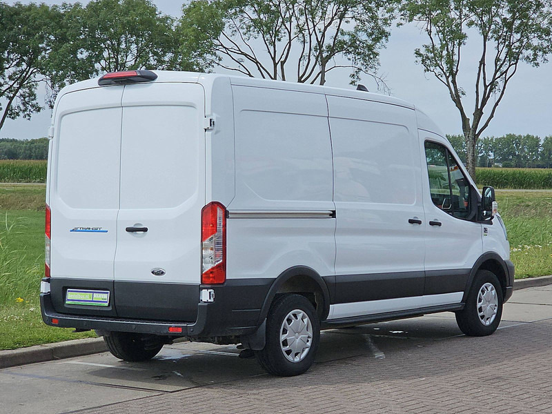 Ford E-Transit L2H2 68kWh Navi AC! - Furgone chiuso, Furgone elettrico: foto 3 Ford E-Transit L2H2 68kWh Navi AC! - Furgone chiuso, Furgone elettrico: foto 3