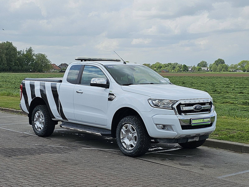 Ford Ranger 2.2 TDCI XLT 4WD - Pick-up: foto 5 Ford Ranger 2.2 TDCI XLT 4WD - Pick-up: foto 5