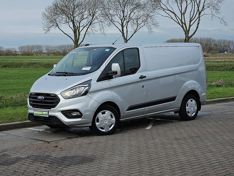 Ford Transit Custom 2.0 TDCI 130 AUT. L1H1 - Furgoncino: foto 2 Ford Transit Custom 2.0 TDCI 130 AUT. L1H1 - Furgoncino: foto 2