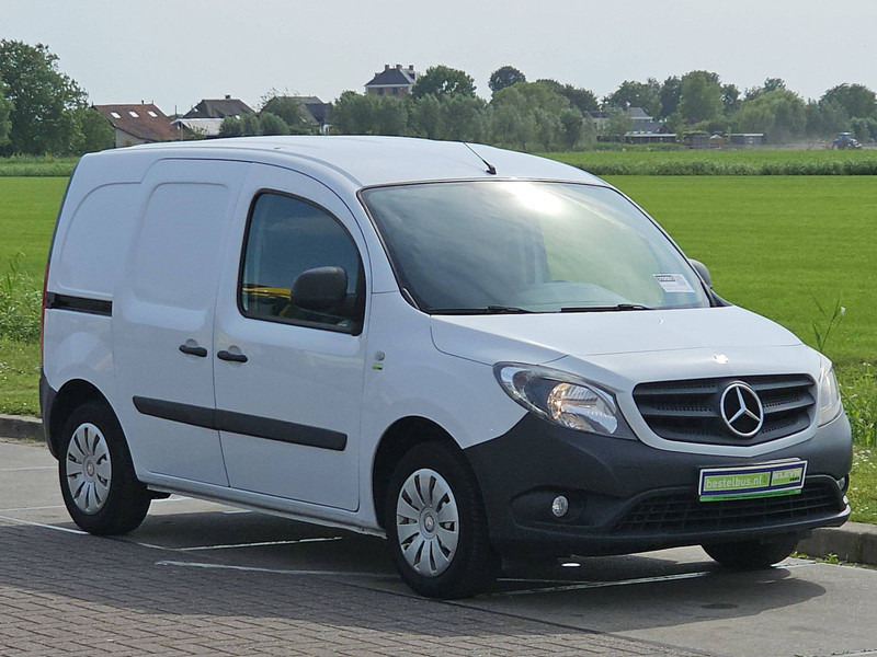 Mercedes-Benz Citan 108 CDI LONG Airco Euro6 NAP - Furgone box: foto 5 Mercedes-Benz Citan 108 CDI LONG Airco Euro6 NAP - Furgone box: foto 5