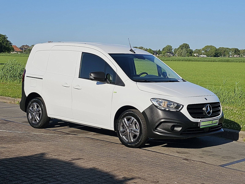Mercedes-Benz Citan 108 CDI ac carplay EURO6 - Furgone box: foto 5 Mercedes-Benz Citan 108 CDI ac carplay EURO6 - Furgone box: foto 5