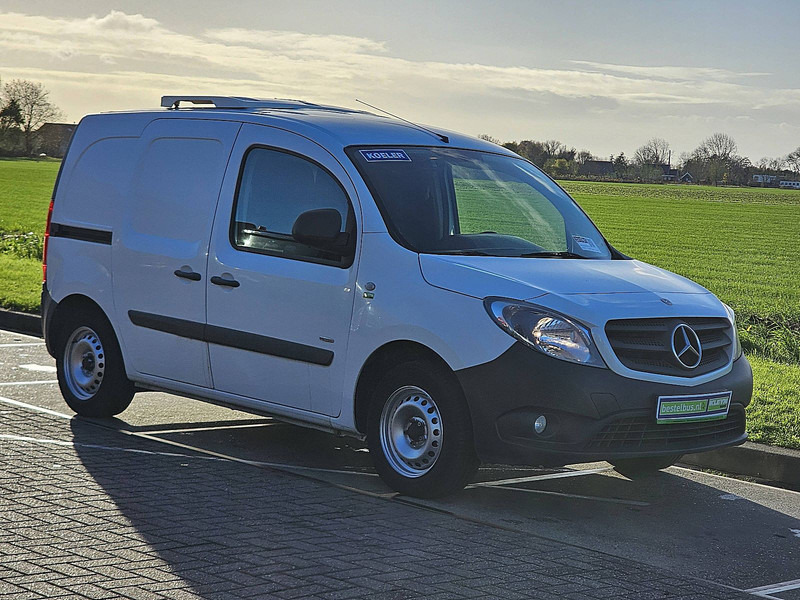 Mercedes-Benz Citan 109 CDI Carrier Koelwagen! - Furgone frigo: foto 5 Mercedes-Benz Citan 109 CDI Carrier Koelwagen! - Furgone frigo: foto 5