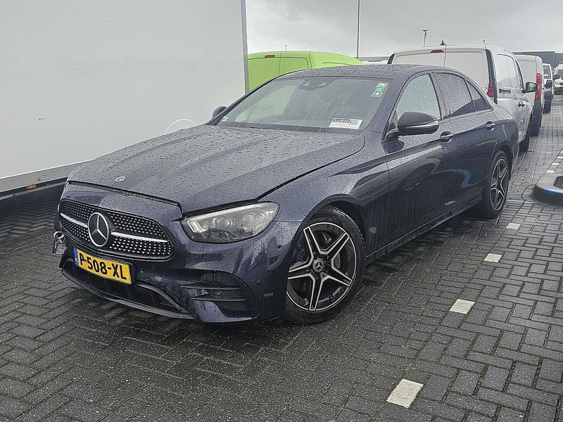 Mercedes-Benz E-Klasse E220 CDI AVANTGARDE PANO - Autovettura: foto 1 Mercedes-Benz E-Klasse E220 CDI AVANTGARDE PANO - Autovettura: foto 1