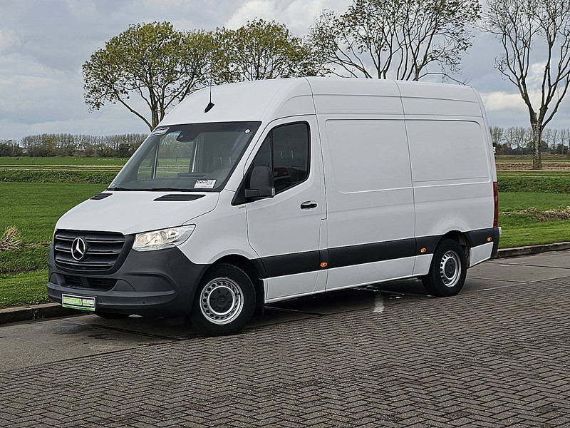 Mercedes-Benz Sprinter 314 L2H2 Mbux RWD - Furgone chiuso: foto 2 Mercedes-Benz Sprinter 314 L2H2 Mbux RWD - Furgone chiuso: foto 2
