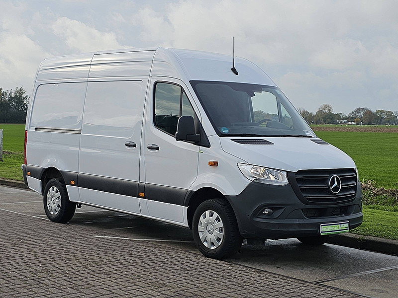 Mercedes-Benz Sprinter 317 L2H2 Mbux Navi RWD! - Furgone chiuso: foto 5 Mercedes-Benz Sprinter 317 L2H2 Mbux Navi RWD! - Furgone chiuso: foto 5