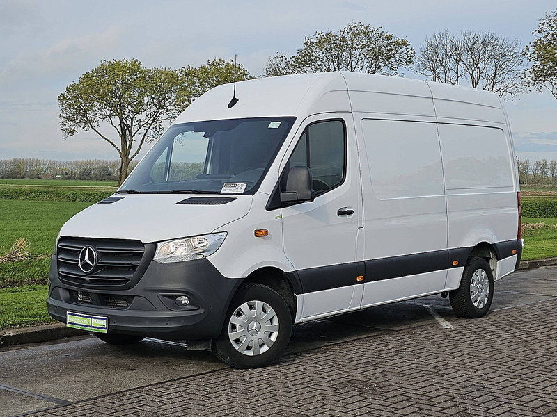 Mercedes-Benz Sprinter 317 L2H2 Mbux Navi RWD! - Furgone chiuso: foto 2 Mercedes-Benz Sprinter 317 L2H2 Mbux Navi RWD! - Furgone chiuso: foto 2