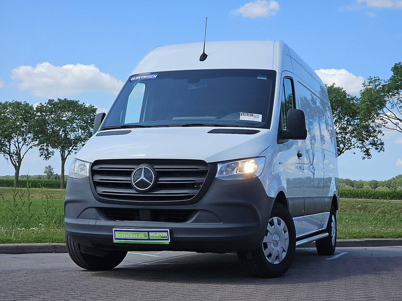 Mercedes-Benz eSprinter L2H2 35 KWH - Furgone chiuso, Furgone elettrico: foto 1 Mercedes-Benz eSprinter L2H2 35 KWH - Furgone chiuso, Furgone elettrico: foto 1