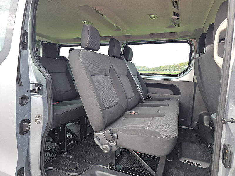 Leasing di Renault Trafic 2.0 DCI ac aut. 9 pers EURO6 Renault Trafic 2.0 DCI ac aut. 9 pers EURO6: foto 13 Leasing di Renault Trafic 2.0 DCI ac aut. 9 pers EURO6 Renault Trafic 2.0 DCI ac aut. 9 pers EURO6: foto 13