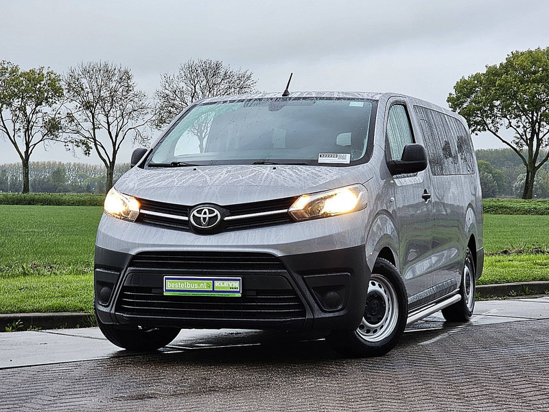 Toyota pro-ace 1.6 ac 9 pers EURO6 - Minibus, Pulmino: foto 1 Toyota pro-ace 1.6 ac 9 pers EURO6 - Minibus, Pulmino: foto 1
